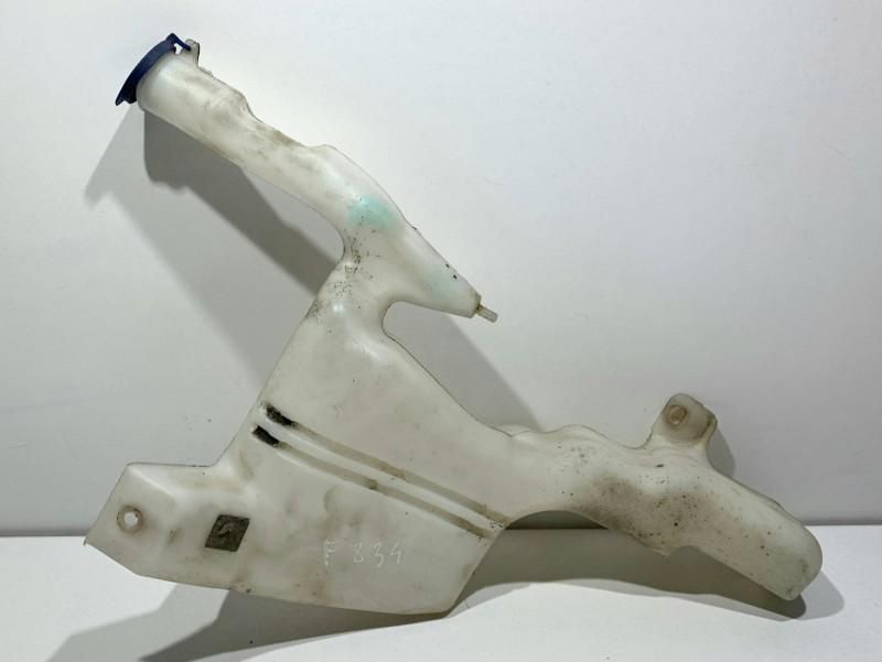 Vas lichid parbriz Ford Fiesta 6 MK7 8A61-17B613-AD 1.6 tdci HHJF