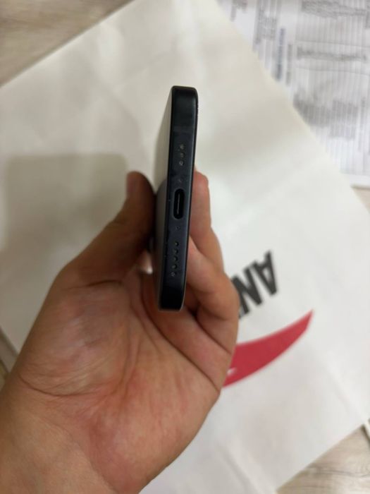 Iphone 15 256 gb korobkasi bor 460$