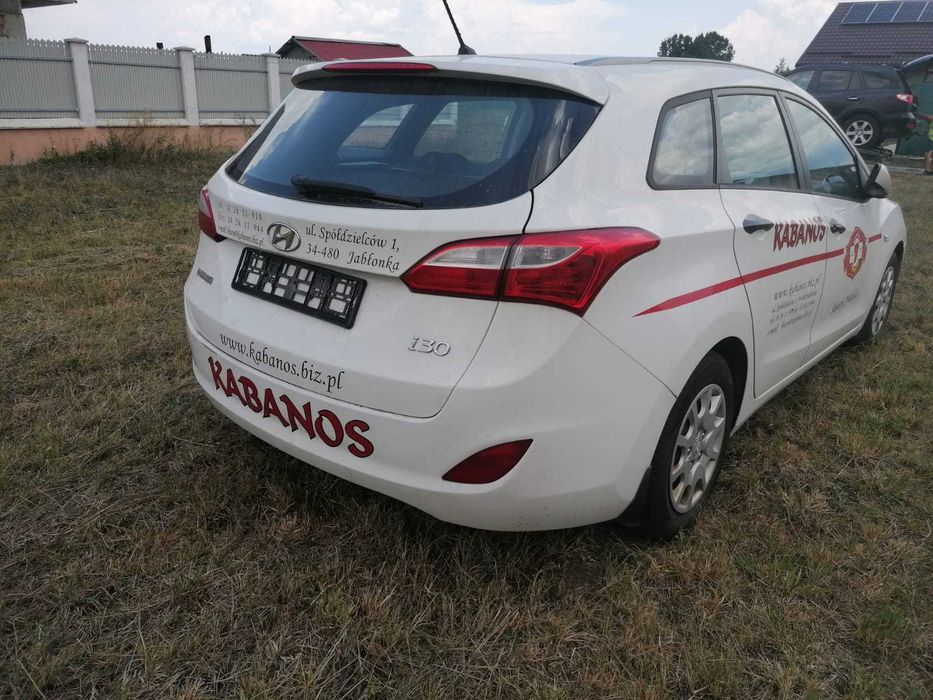 Dezmembrez hyundai i30, motor 1.4 crdi 2013