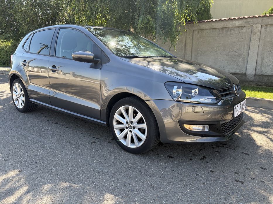 VOLKSWAGEN Polo 2012 — imagine 2