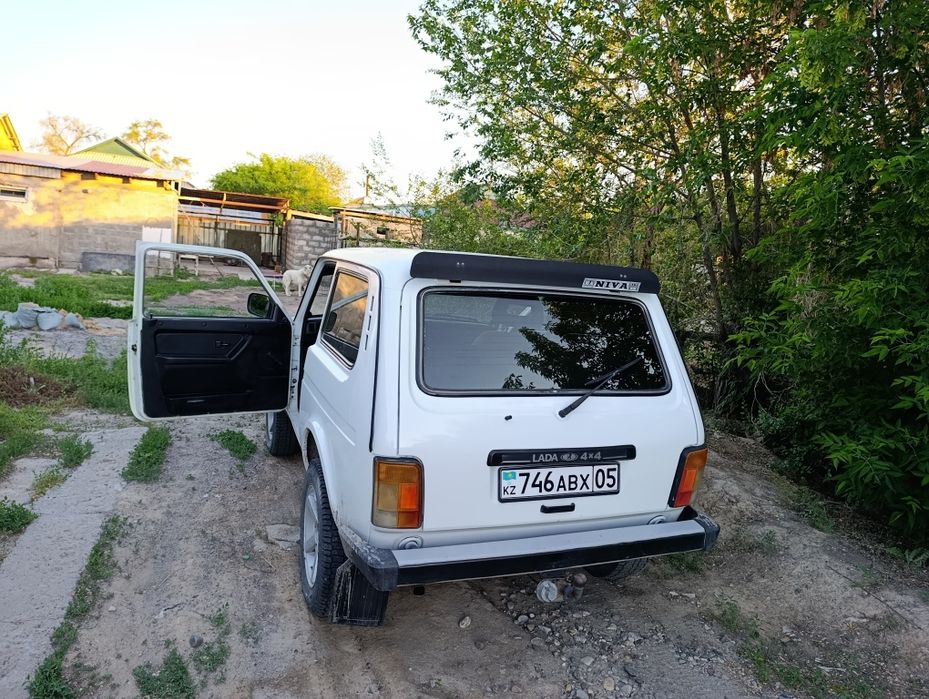 Продам Ниву 2012