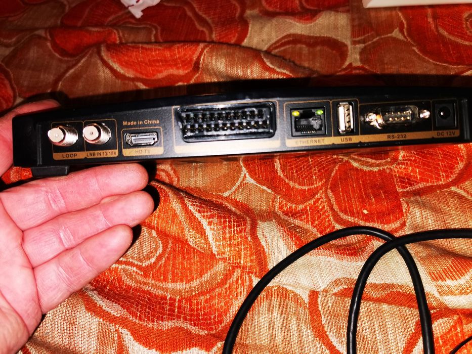 Riseiver receptor satelit openbox v8 plus