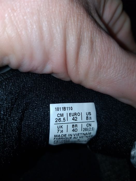 Кроссовки asics осень-зима