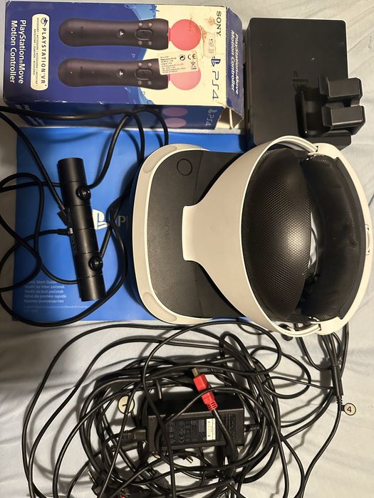 PlayStation VR за PS4 + 2 игри