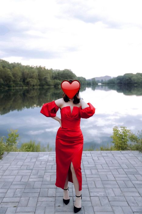 вечернее платье красное