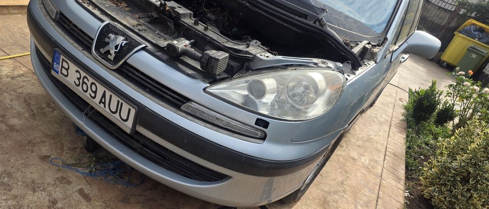 Bara fata capota aripi faruri xenon peugeot 807