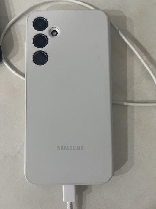 Продам чехол на Samsung a55