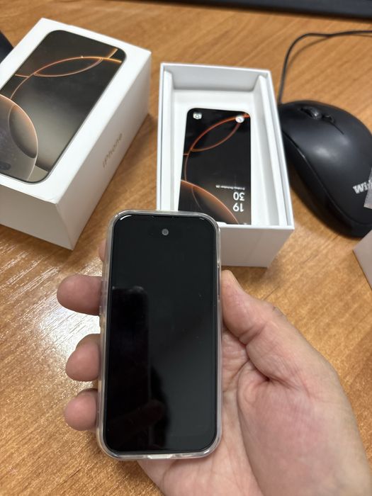 Айфон 16 про мах мини