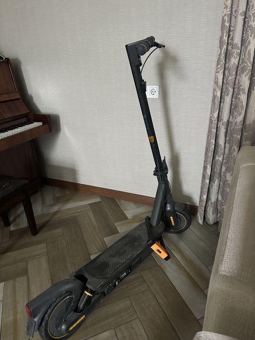 Электросамокат Ninebot Max G2 (Max 2)