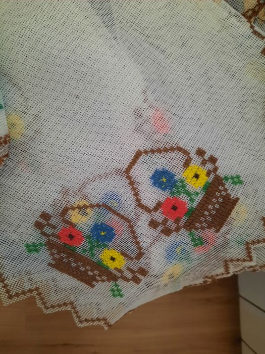 Карета ръчна изработка бродерия!