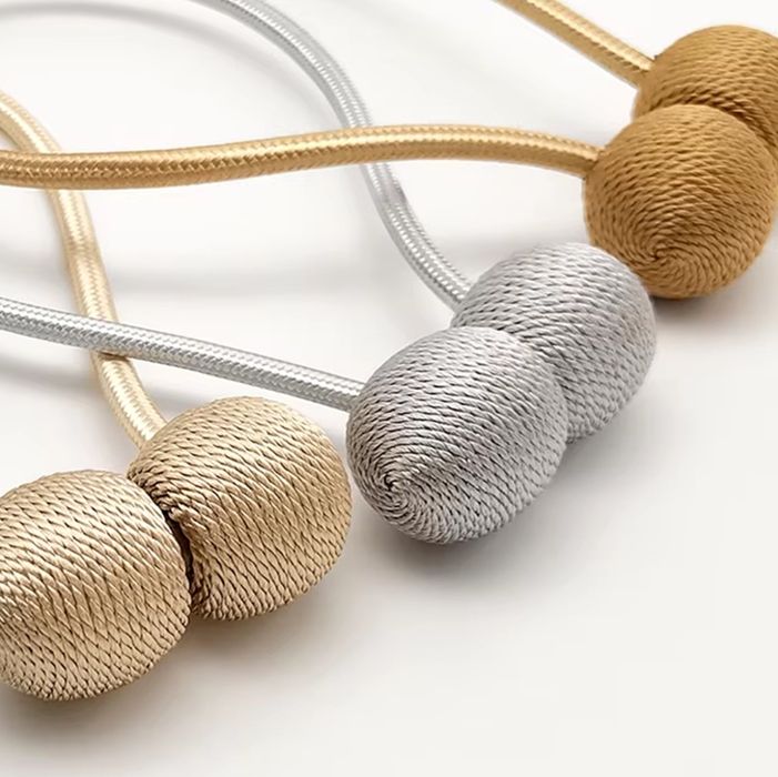 Комплект 2 броя магнитни държачи за захващане на пердета завеси