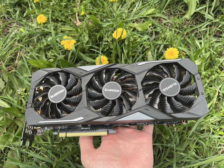 Видеокарта GIGABYTE 2070 SUPER 8GB