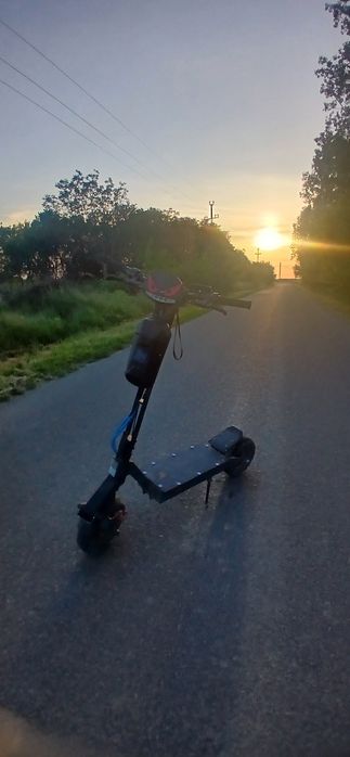De vânzare trotinetă electrică kukirin g4