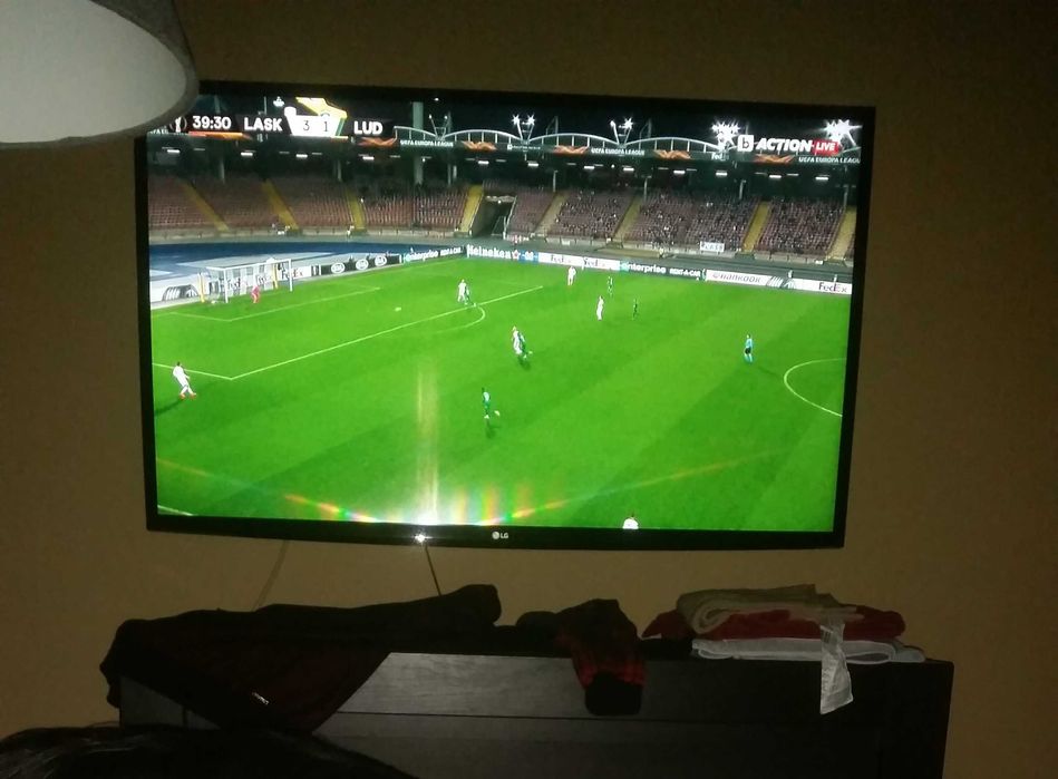 лед телевизор LG 43