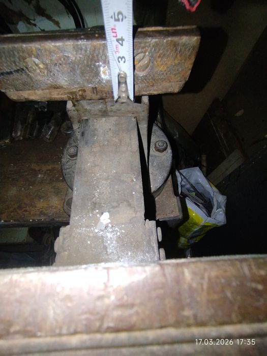 Продам тиски в рабочем состоянии