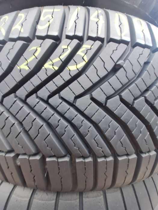 2 anvelope allseasons 225/40r18 Aplus 2025 Montaj Gratuit