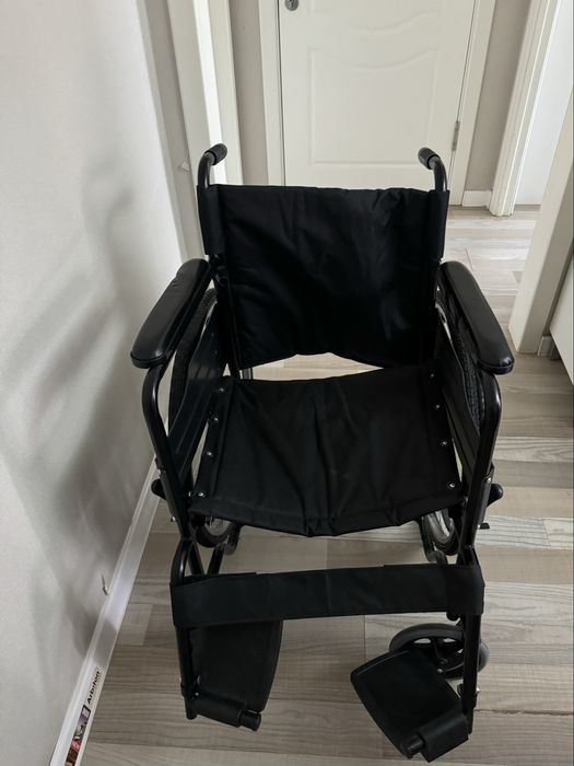 Инвалидное кресло