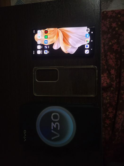 Vivo V30 5G 12+12/256 ГБ