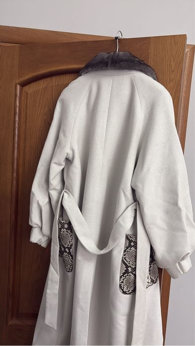 Пальто оригинал фирмы Рафаелло