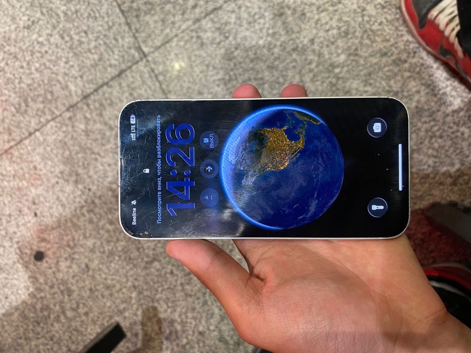Iphone 16e. 126gb