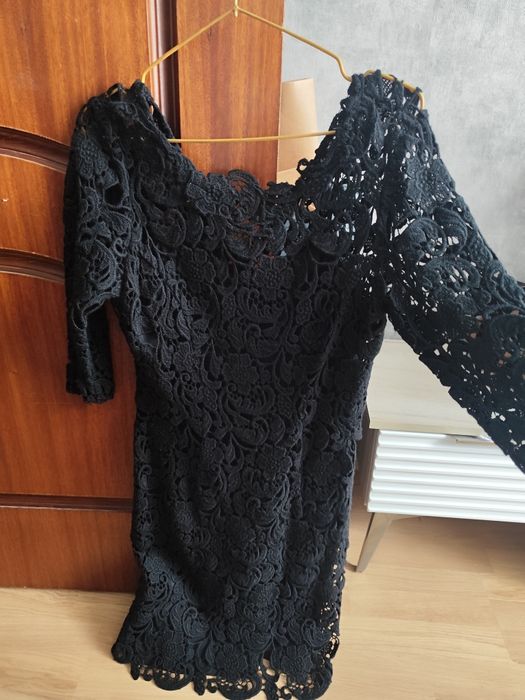 Продам женские платья