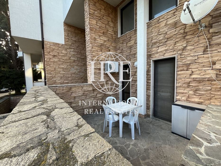 Едностаен с веранда  Евксиновград  обзаведен и оборудван включено пар