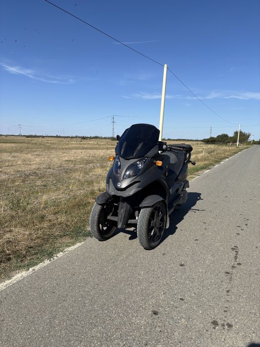 Motocicleta 3 roti Quadro QV3