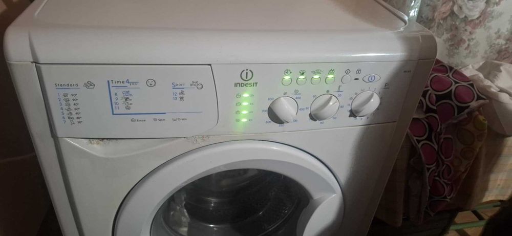 Пералня Indesit 85