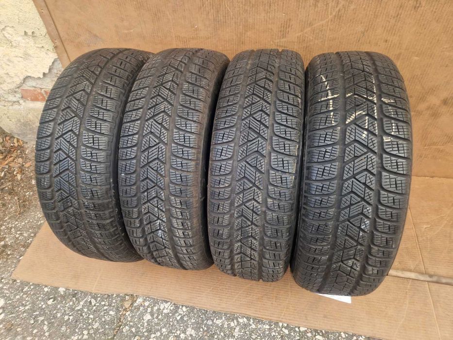 4 Pirelli R17 215/60
Зимни гуми 
DOT3619