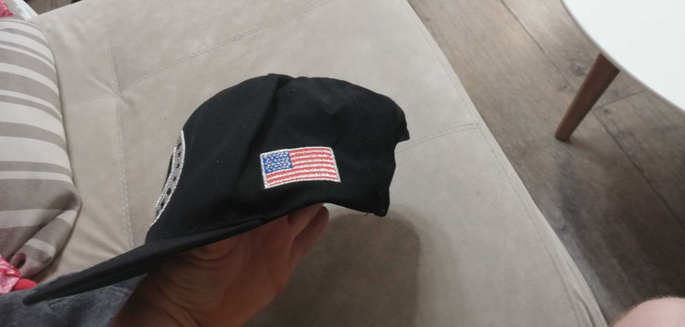 Шапка с козирка USA , шапка мъжка
