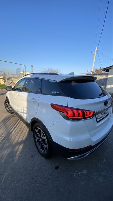 Elektromobil sotiladi