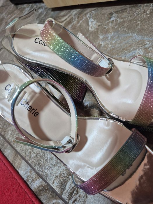 Sandale superbe cu platforma marimea 36