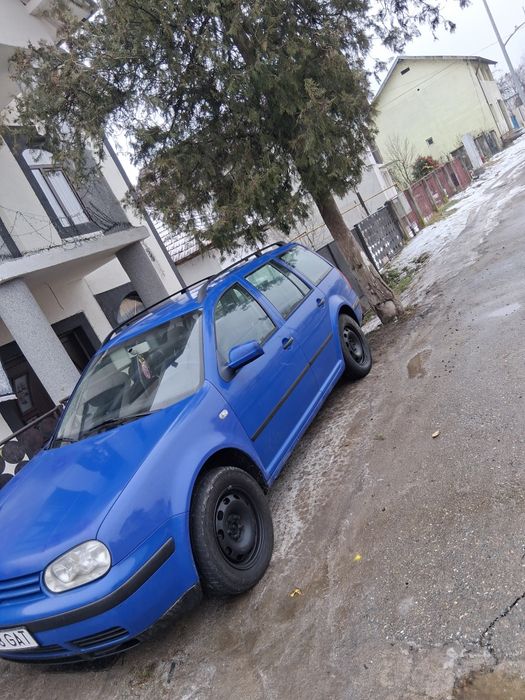 Vand sau schimb Golf 4 2001