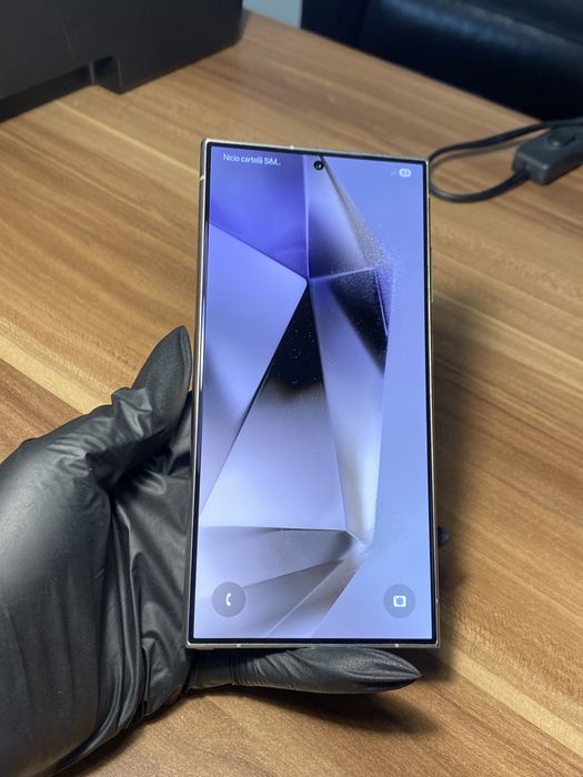 Samsung Galaxy s24 ultra • 512 GB • Titanium Gray