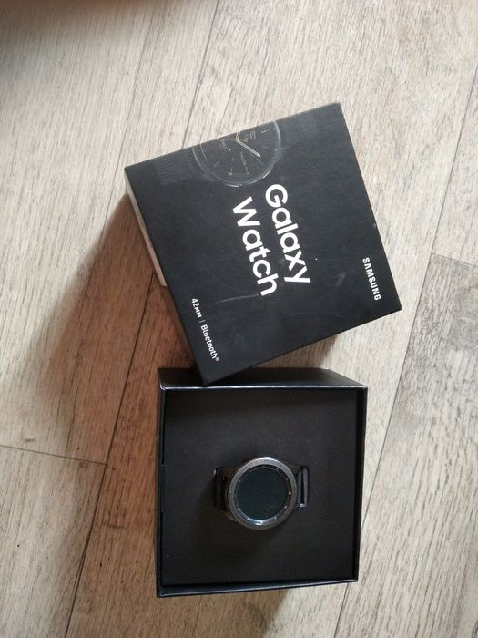Смарт часы Samsung galaxy watch 810