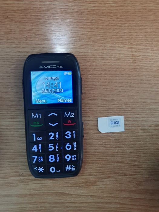 Brondi telefon cu lanterna butoane taste necodat cu incarcator