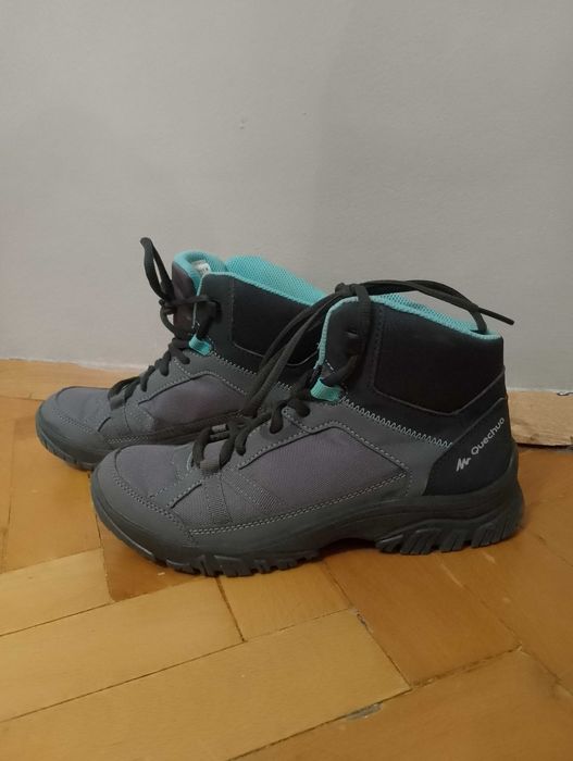 Маратонки за преходи Quechua