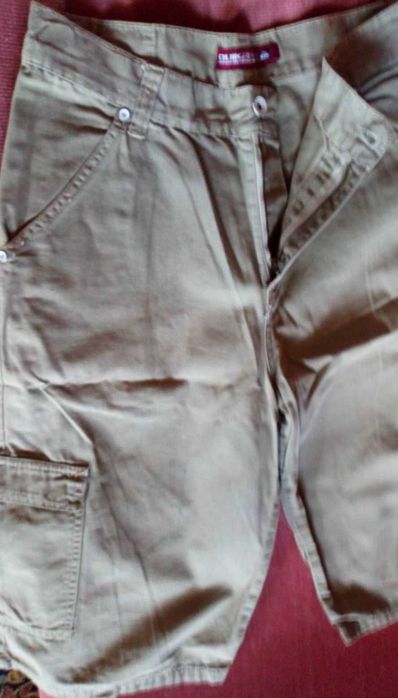 Бермуди Quiksilver , цвят каки, 16 г.