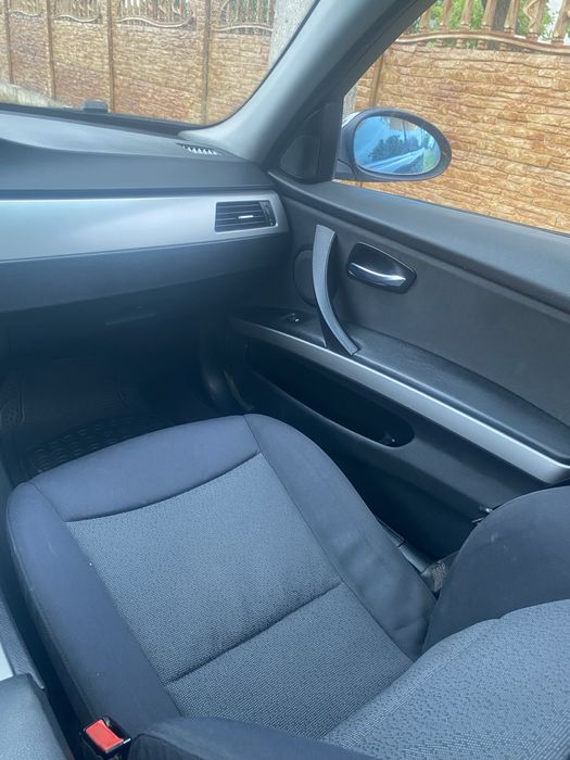 Bmw e90-320i-2006-150 cp (3000€negociabil)