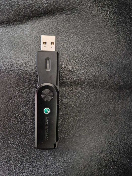 Четец за microSD карти памет, Sony Ericsson
