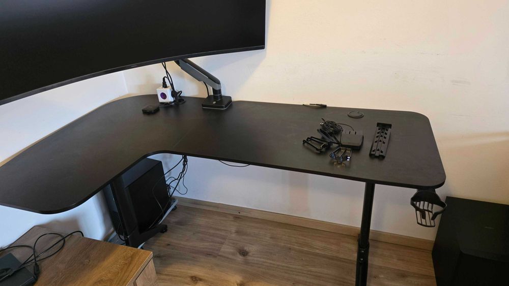 Birou gaming Arka Chairs Evolution Z19