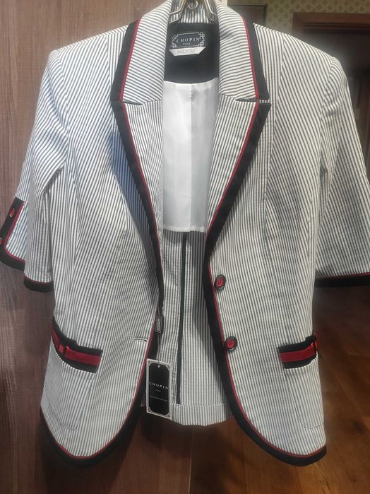 Продам женский летний пиджак