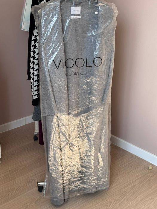 Продам весенние пальто