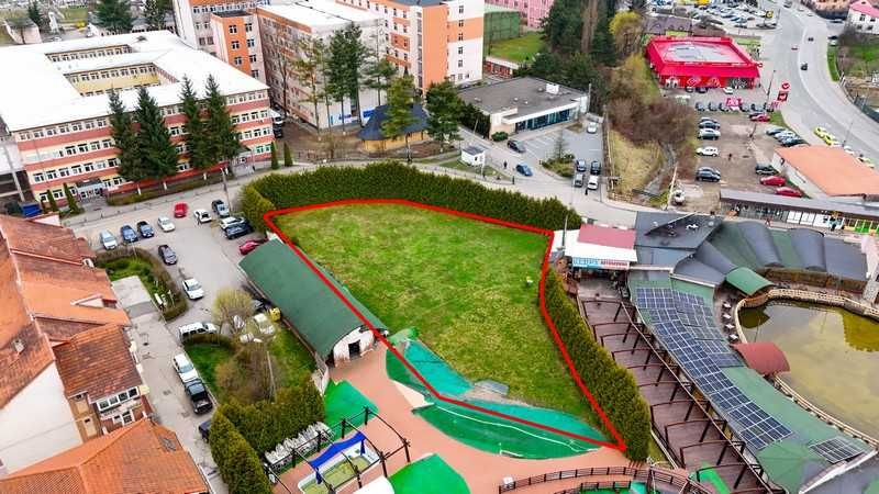 Petrosani  strada Nicolae Titulescu zona centrala langa Spitalul Municipal teren intravilan 2124 mp