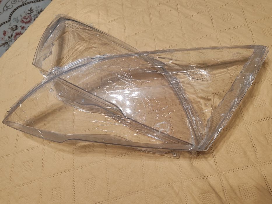 Леща за фарове Headlight lens Honda CR-V lll