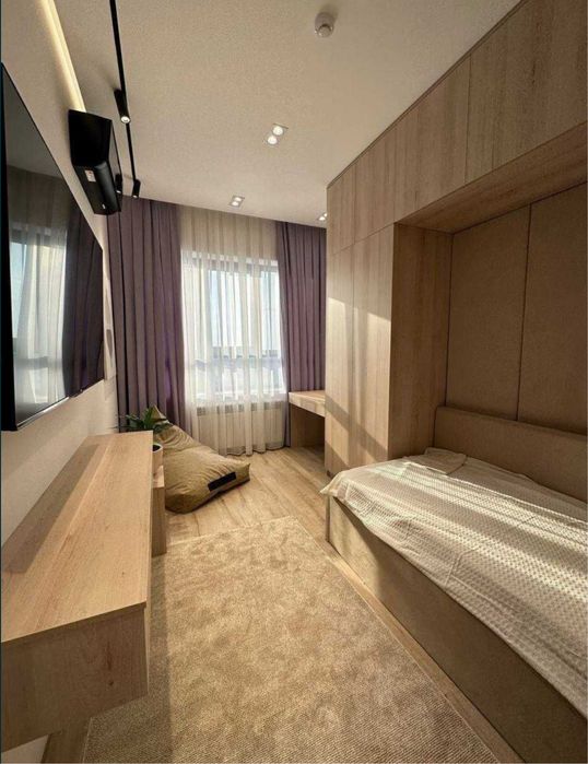 Ул, Чехова-Новостройка! Сдается новая 3х комнатная в центре города!