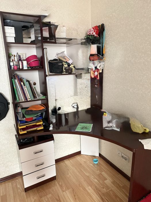 Стол+шкаф с полками