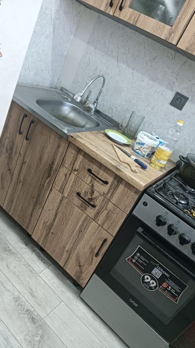 Продам кухонную гарнитуру