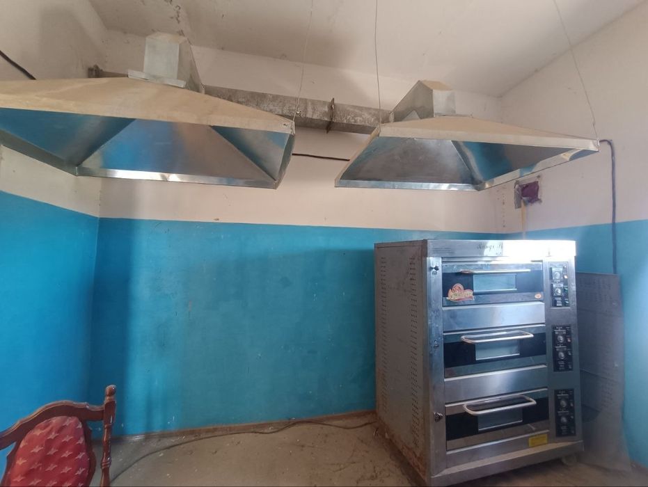 Буханка пиширадиган 2 та печ ва Мишалка