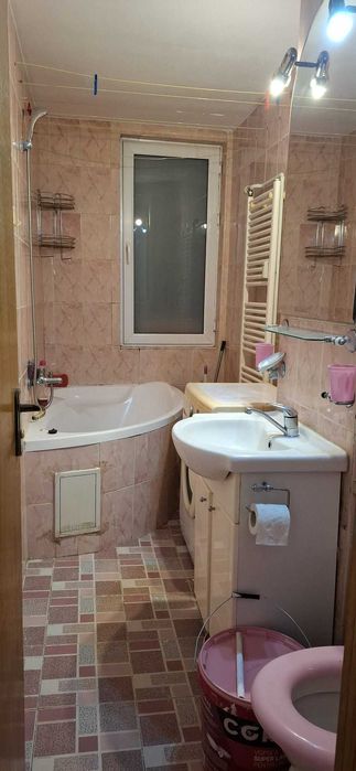 Inchiriez garsoniera spatioasa metrou Valea Ialomitei - Drumul Taberei